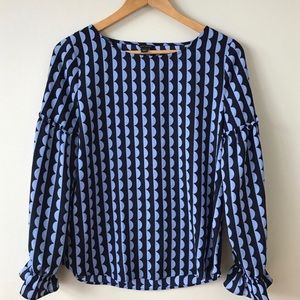 Ann Taylor top, size small.